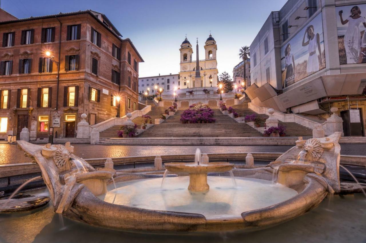 Spanish Steps Corner Róma Kültér fotó